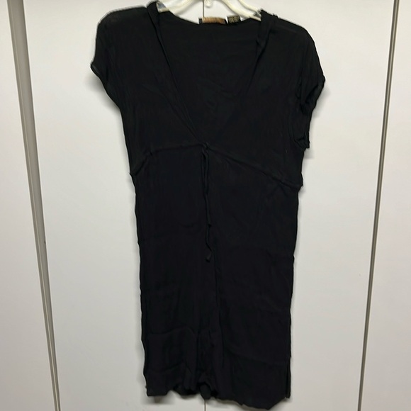 Raya  Sun Cover Up - Picture 1 of 8